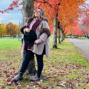 Meet your Posher, Lili